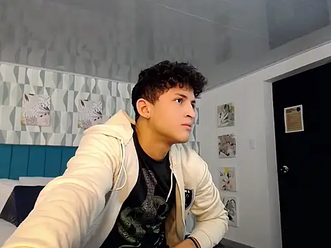 Snapshot of Axel_savage chatting on 4, 10, 2025 Axel savage online show from 4, 10, 2025