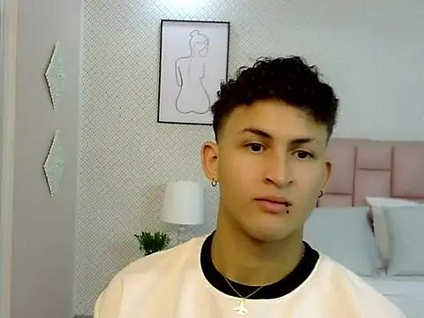 Snapshot of Axel_savage chatting on 6, 10, 2025 Axel savage online show from 6, 10, 2025