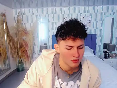 Snapshot of Axel_savage chatting on 11, 10, 2025 Axel savage online show from 11, 10, 2025