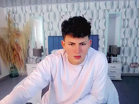 Snapshot of Axel_savage chatting on 15, 10, 2025 Axel savage online show from 15, 10, 2025