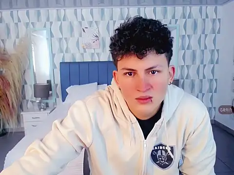 Snapshot of Axel_savage chatting on 18, 10, 2025 Axel savage online show from 18, 10, 2025