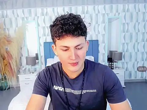 Snapshot of Axel_savage chatting on 27, 10, 2025 Axel savage online show from 27, 10, 2025