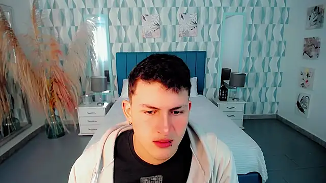 Snapshot of Axel_savage chatting on 11, 11, 2025 Axel savage online show from 11, 11, 2025