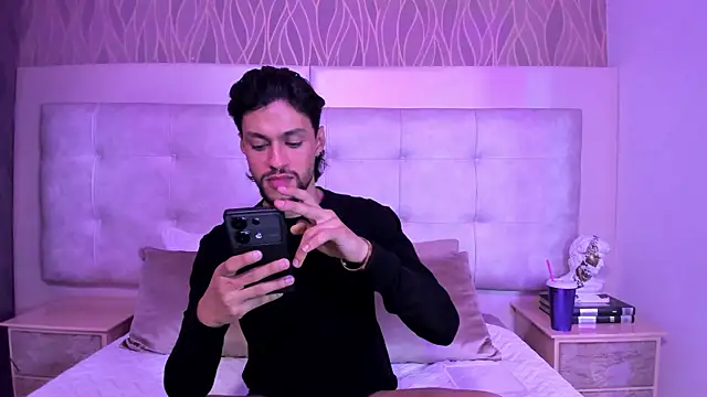LiamSamders online show from 10, 9, 2025