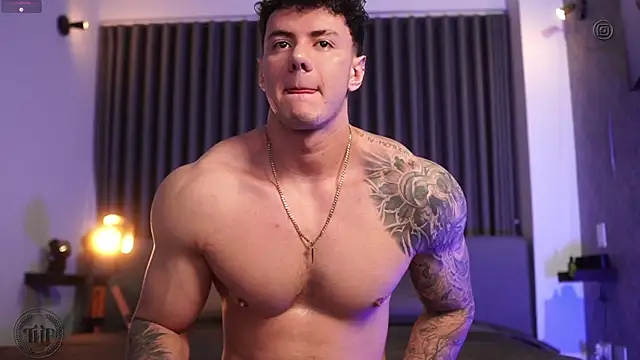 Thomas Falcon online show from 15, 10, 2025