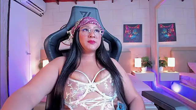 DannaScoot online show from 12, 9, 2025