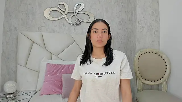 Skylerwhite02 online show from 17, 10, 2025