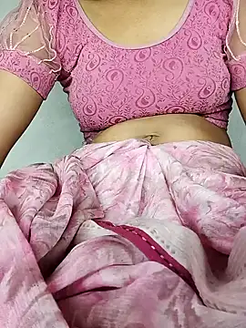 Snapshot of Aasha_devi05 chatting on 18, 10, 2025 Aasha devi05 online show from 18, 10, 2025