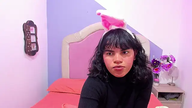 Snapshot of Angelina_rossy chatting on 14, 10, 2025 Angelina rossy online show from 14, 10, 2025