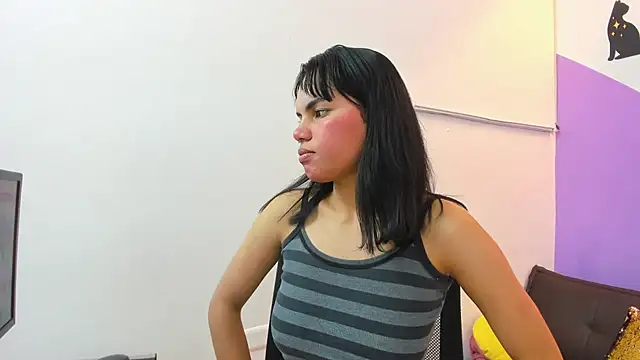 Snapshot of Angelina_rossy chatting on 21, 11, 2025 Angelina rossy online show from 21, 11, 2025