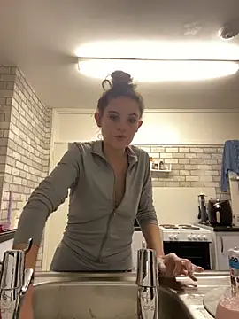 Camwithchlox online show from 28, 10, 2025