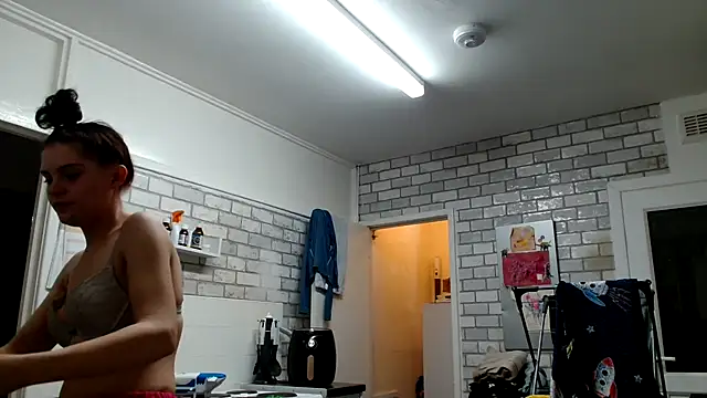 Camwithchlox online show from 31, 10, 2025