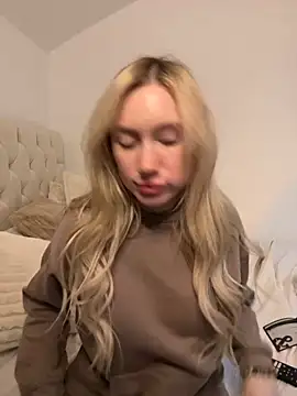 SexySaraxxoo online show from 20, 11, 2025