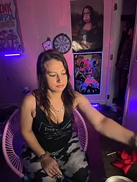 Snapshot of shortywidaphatty chatting on 12, 10, 2025 shortywidaphatty online show from 12, 10, 2025