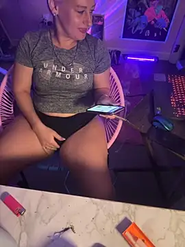 Snapshot of shortywidaphatty chatting on 15, 10, 2025 shortywidaphatty online show from 15, 10, 2025