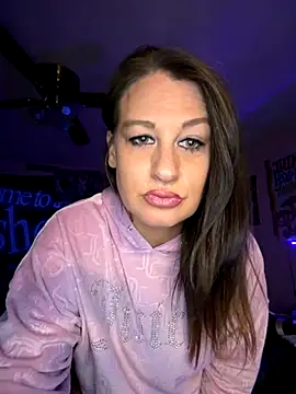 Snapshot of shortywidaphatty chatting on 21, 11, 2025 shortywidaphatty online show from 21, 11, 2025