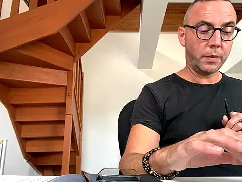 Marronglace1 online show from 8, 10, 2025