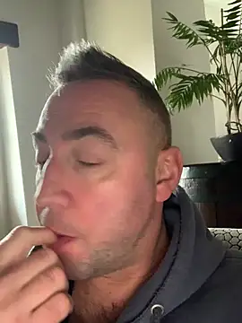 Marronglace1 online show from 18, 2, 2026