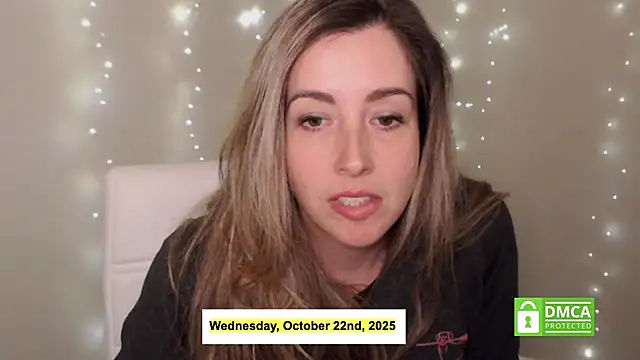 Snapshot of SuggestiveBehavior chatting on 23, 10, 2025 SuggestiveBehavior online show from 23, 10, 2025