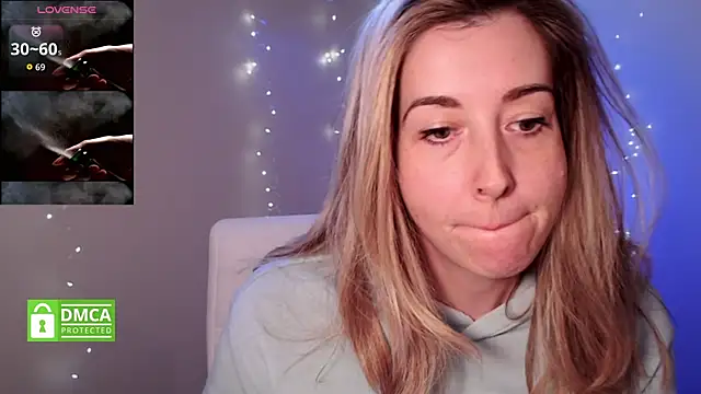 Snapshot of SuggestiveBehavior chatting on 5, 12, 2025 SuggestiveBehavior online show from 5, 12, 2025