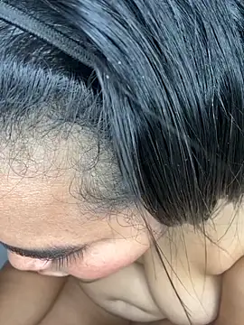 Yasmine  Hayat online show from 24, 10, 2025