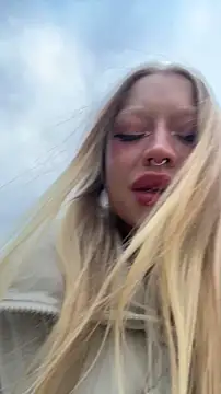 Sugar Pop online show from 9, 10, 2025