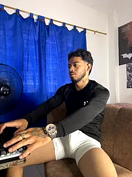 DavideVentura  online show from 19, 9, 2025