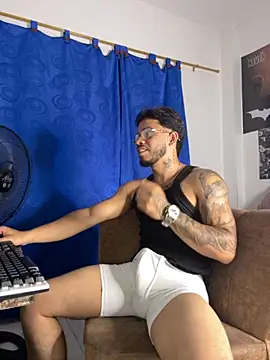 DavideVentura  online show from 1, 10, 2025