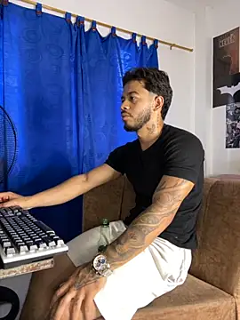 DavideVentura  online show from 4, 10, 2025