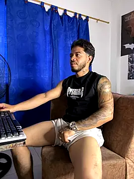 DavideVentura  online show from 5, 10, 2025