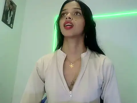 lucy babyy online show from 29, 9, 2025