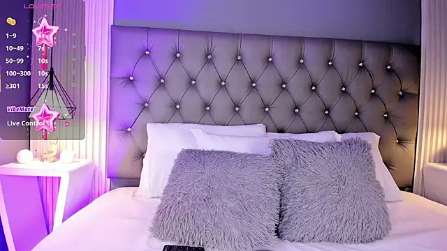 LunaBloomn online show from 19, 3, 2026