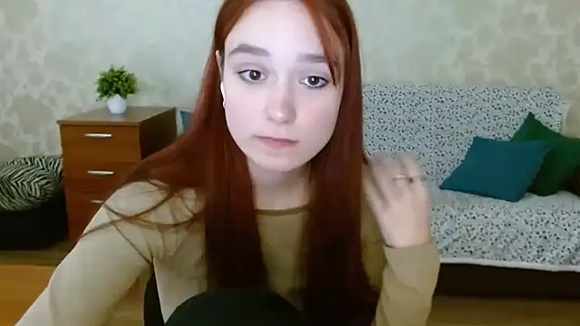 aFoxie online show from 27, 9, 2025