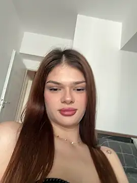 selenatress online show from 18, 9, 2025