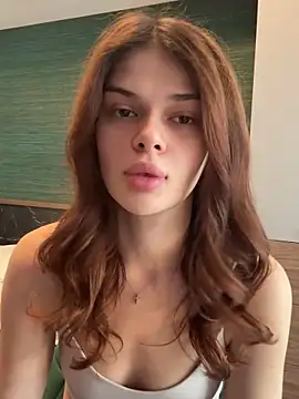 selenatress online show from 8, 10, 2025