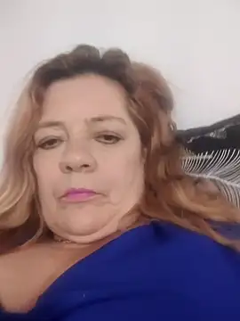 Casandra Cruz online show from 1, 10, 2025