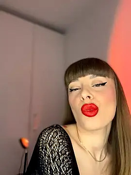 Snapshot of BabyBee_ chatting on 22, 11, 2025 BabyBee online show from 22, 11, 2025