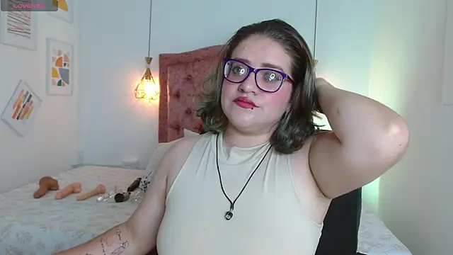 hellen tirey online show from 17, 9, 2025