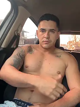 Snapshot of big-tyler chatting on 16, 11, 2025 big-tyler online show from 16, 11, 2025