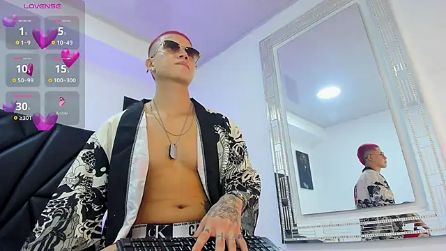 Aleanders  online show from 4, 10, 2025