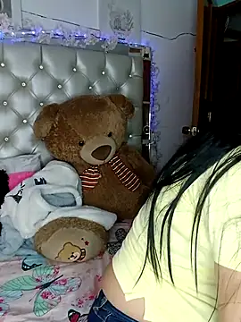 Snapshot of ZARAY_1118 chatting on 7, 2, 2026 ZARAY 1118 online show from 7, 2, 2026