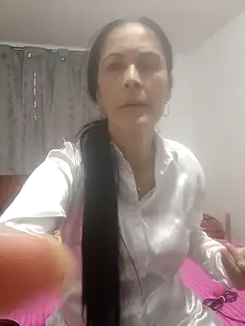 Snapshot of ZARAY_1118 chatting on 25, 3, 2026 ZARAY 1118 online show from 25, 3, 2026