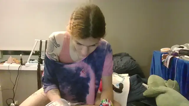 cuddlyavenue online show from 11, 10, 2025