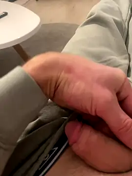 Milike 93 online show from 17, 10, 2025