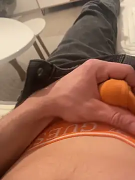 Snapshot of Milike_93 chatting on 4, 3, 2026 Milike 93 online show from 4, 3, 2026