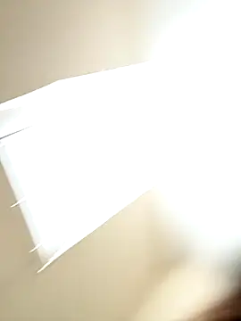 Snapshot of amberlynntun chatting on 29, 11, 2025 amberlynntun online show from 29, 11, 2025