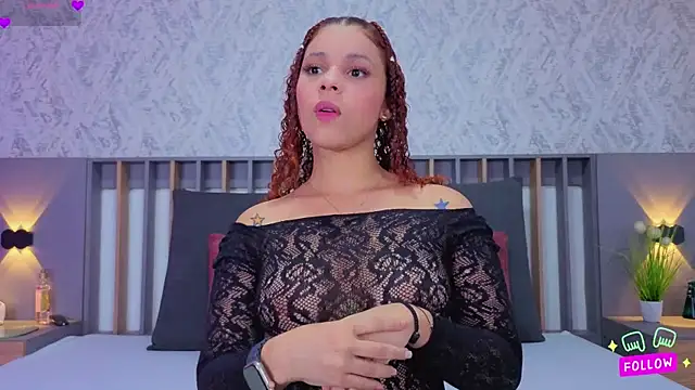 Snapshot of Miranda_Blair chatting on 8, 10, 2025 Miranda Blair online show from 8, 10, 2025