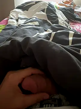 Snapshot of LAZ3R1 chatting on 17, 10, 2025 LAZ3R1 online show from 17, 10, 2025