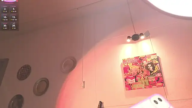 ashlynnlowe  online show from 26, 9, 2025