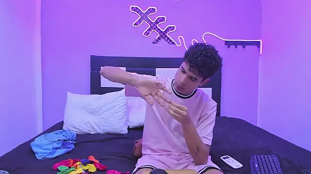 Lucky boys  X online show from 10, 1, 2026